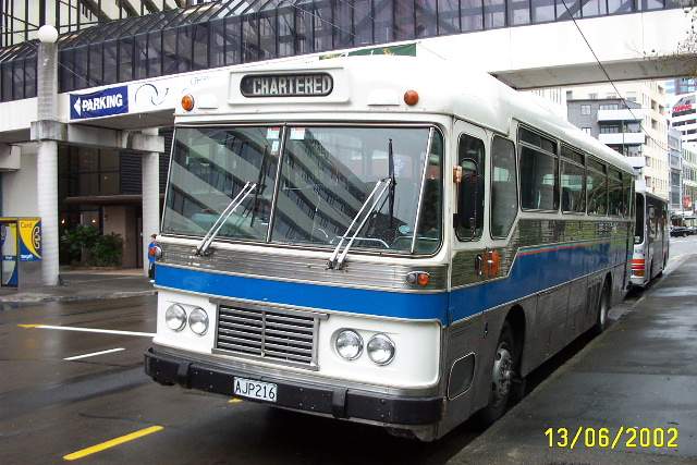 Bedford YRT AJP216