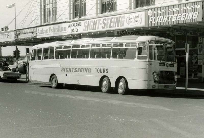 NZ Scenic Tours Bedford VAL movan