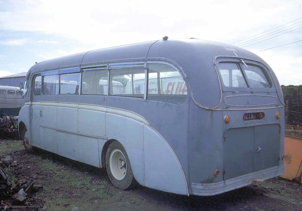 Bedford SB Duple Vega