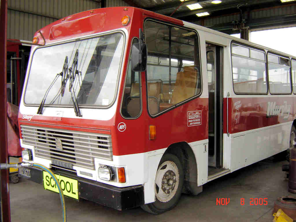 Murphy Buses M28