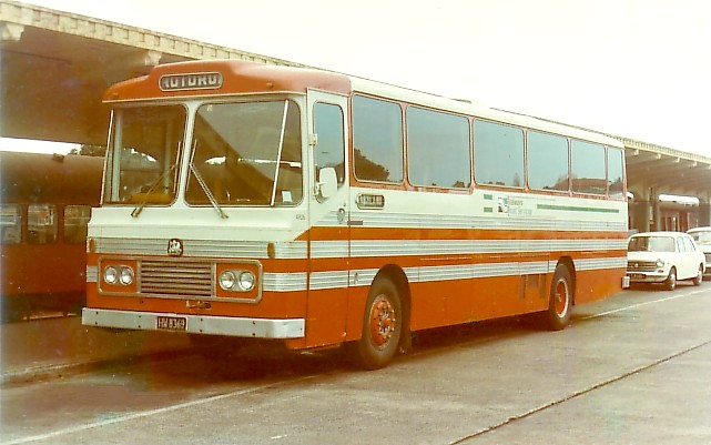 Bedford YRT 4926