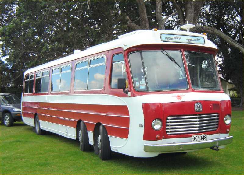 Bedford VAL movan