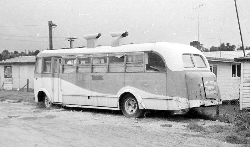 Ford V8 Bus