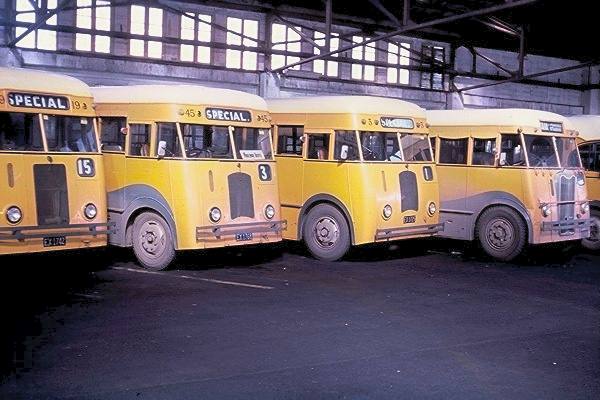 PTC Ford V8 Buses 19 45 3