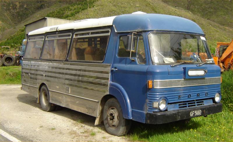 Sand Cruiser Tours Ford D