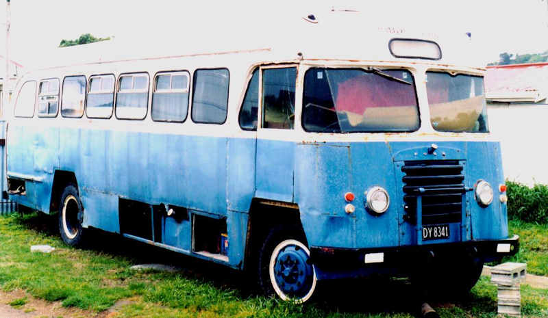 Movan ex-Kaikohe Bus Co Ford V8