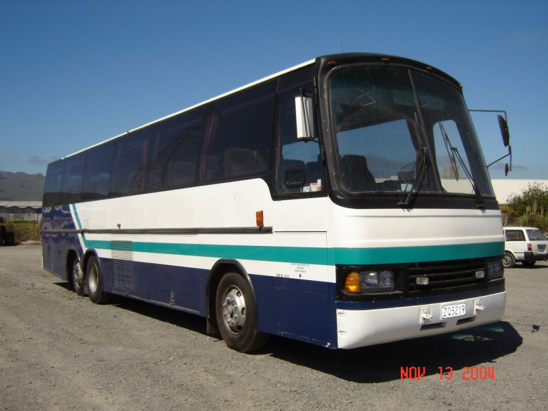 Hino Bg300