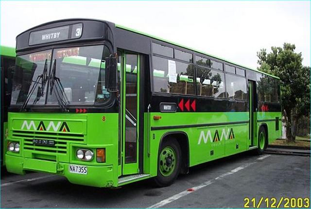 Mana 8 Hino RK176