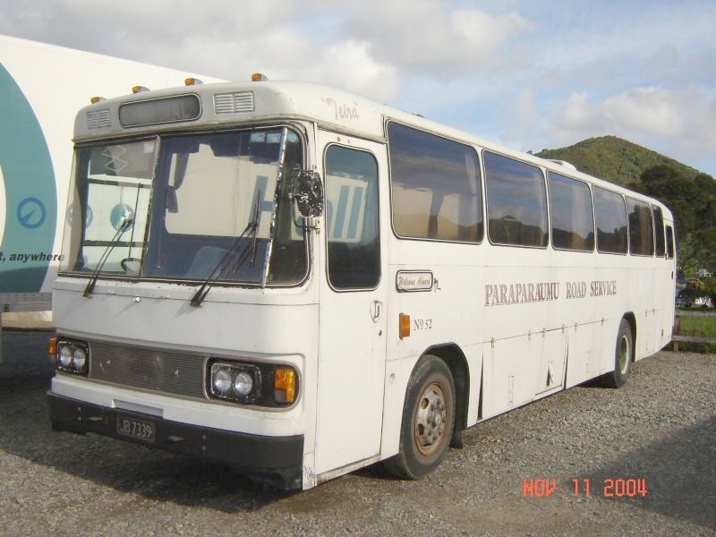 Paraparaumu RS 52 Hino Bg100