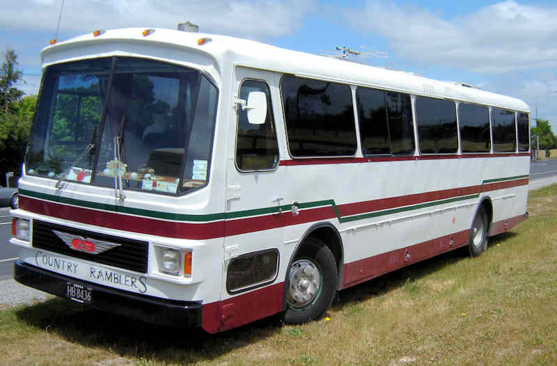 Hino BT51 Movan