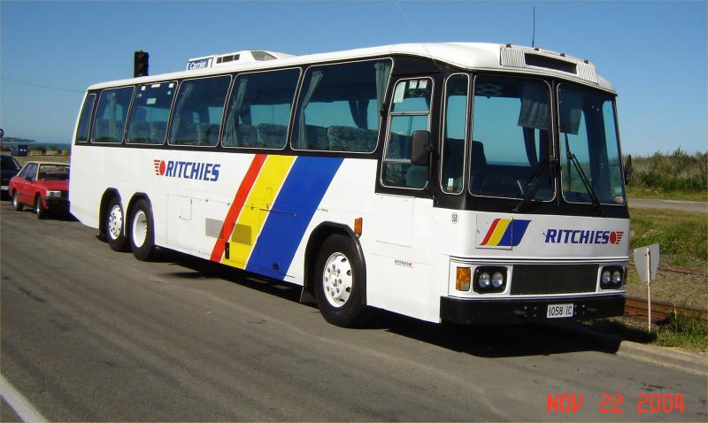 Ritchies 558 Hino BG100