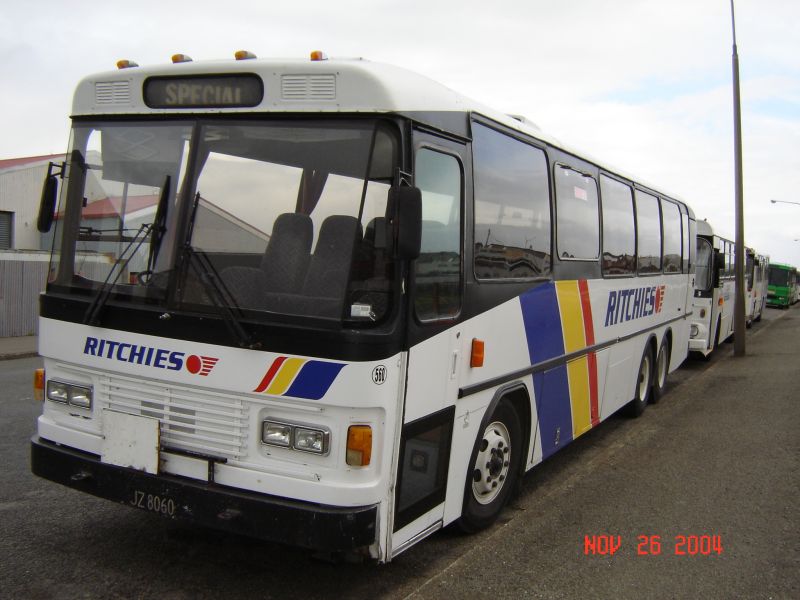 Omnibus Society - Ritchies Hino BG100 & BG300 coaches