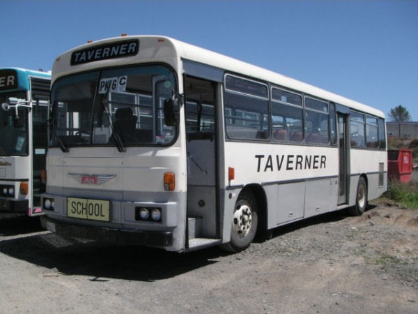 Taverner Hino RK176 NH2679