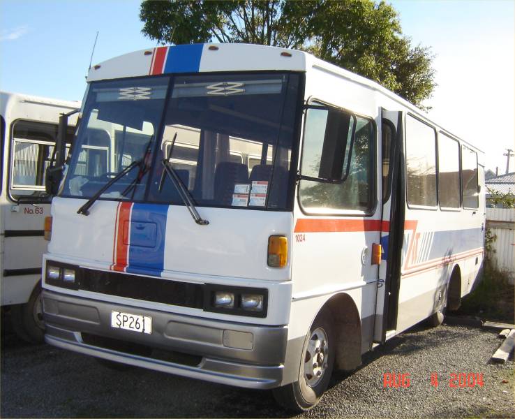 Transit 1024 Hino AC140