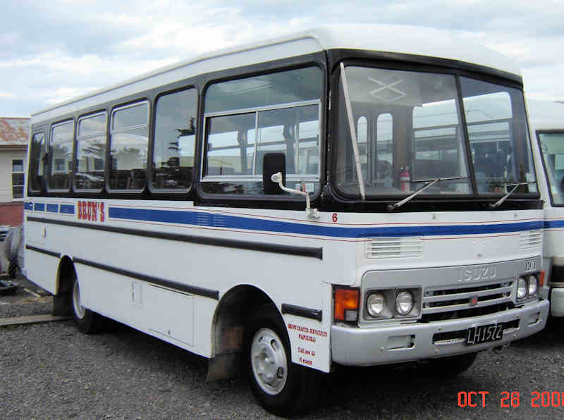 Omnibus Society - Brun's Charter Service Isuzu Buses