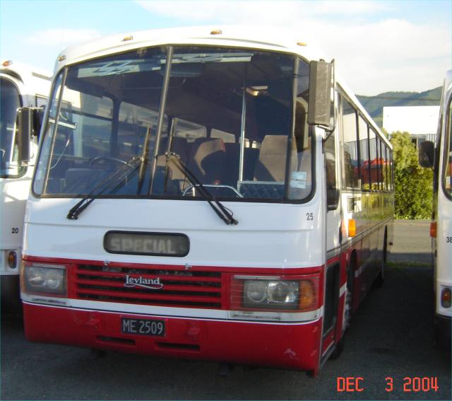 SBL 25 Tiger Coach