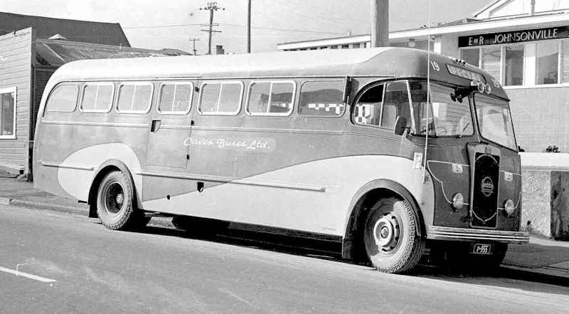 Cave Buses 19 Seddon Mk6/2