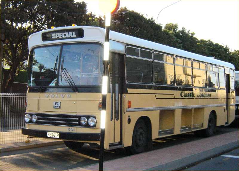 Classic Coaches Volvo B6FA