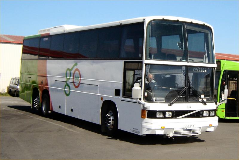 Go-Bus B10 #215