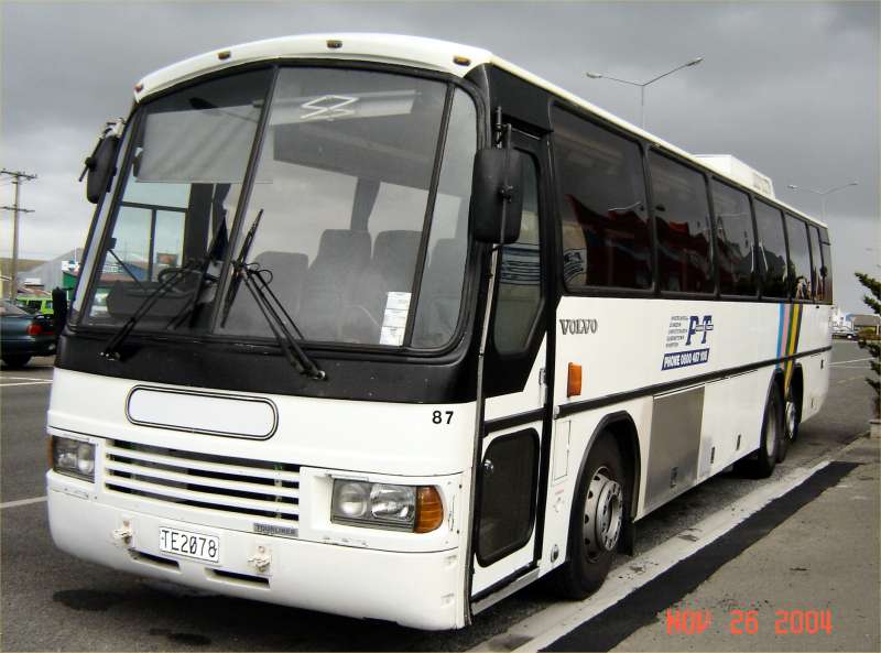 IPT Volvo B10 coach #87