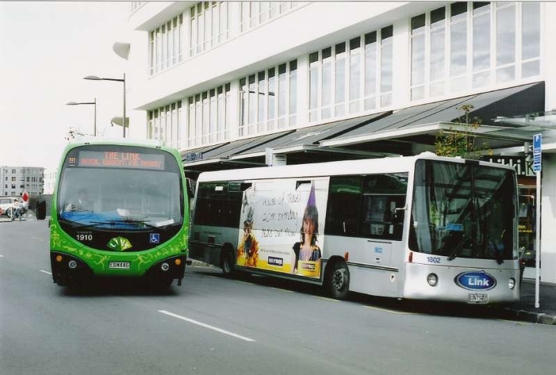 The Link Volvo B7R #1910