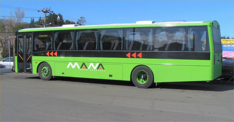 Mana Volvo B10M #70