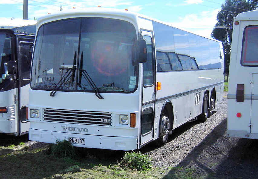 Volvo B10M