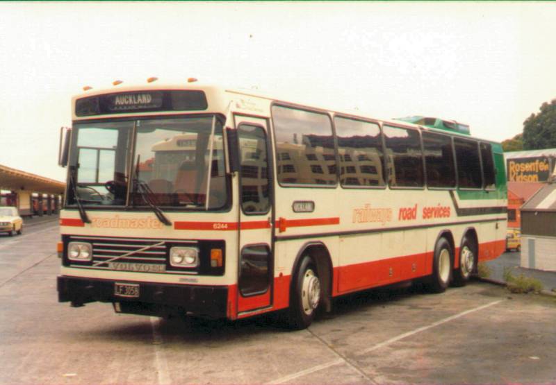 NZRRS B10M #6244