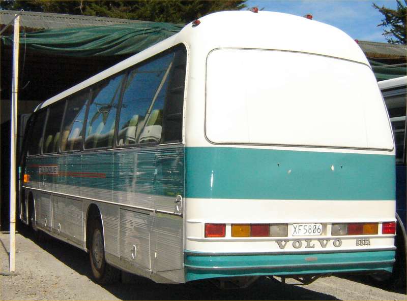 Travlon Coachlines Volvo B6FA #21