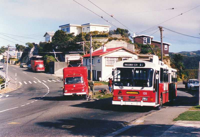 Wellington City Transport 128