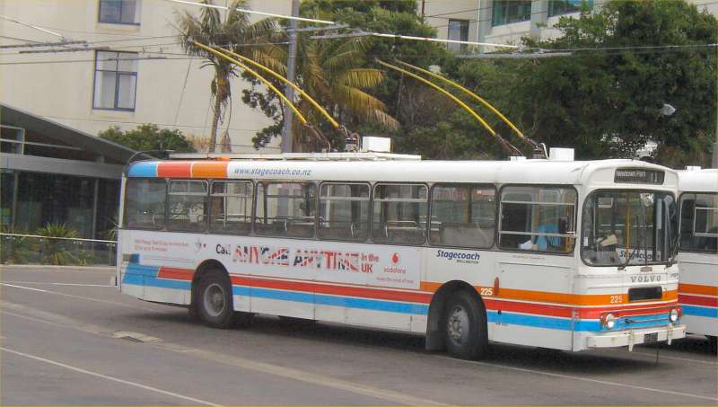 Wellington City Transport 225