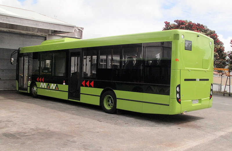 Mana 176 ADL Enviro 200