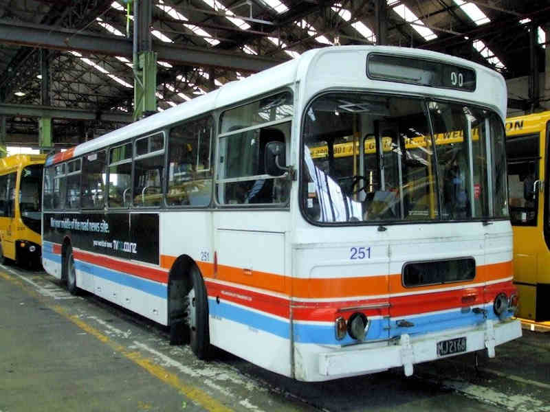 Volvo Trolleybus 251